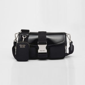 프라다 포켓 나일론 가죽 숄더백 블랙 1BD295