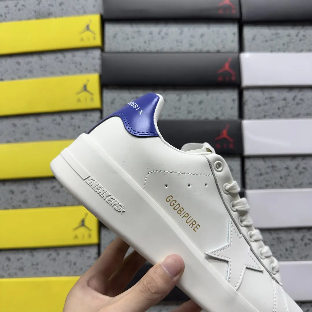 골든구스 퓨어스타 스니커즈 화이트 블루 힐탭 상세 6